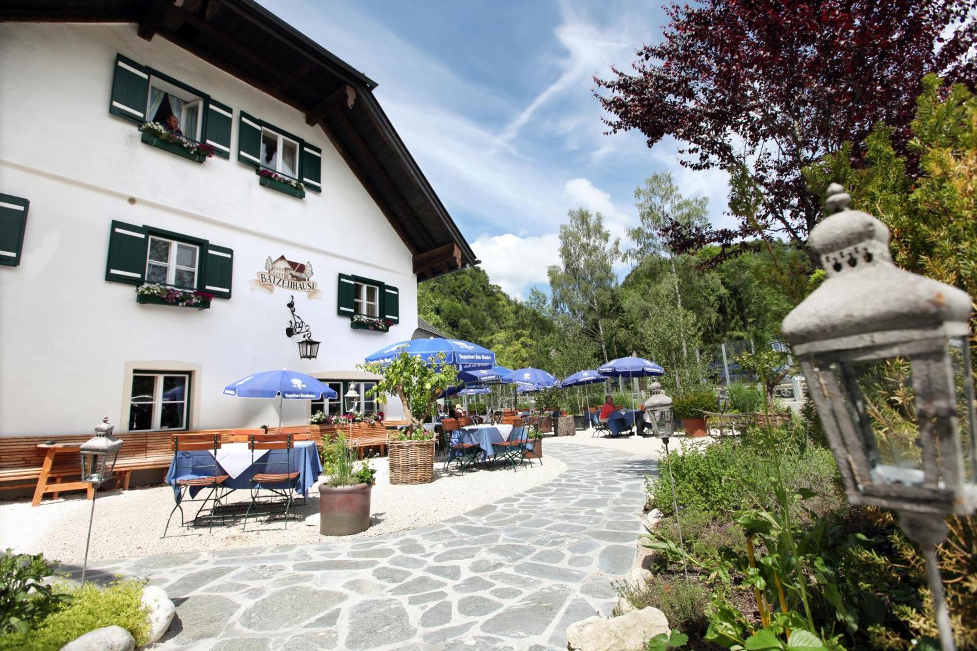 Landgasthof & Restaurant Batzenhaeusl Sankt Gilgen Ngoại thất bức ảnh