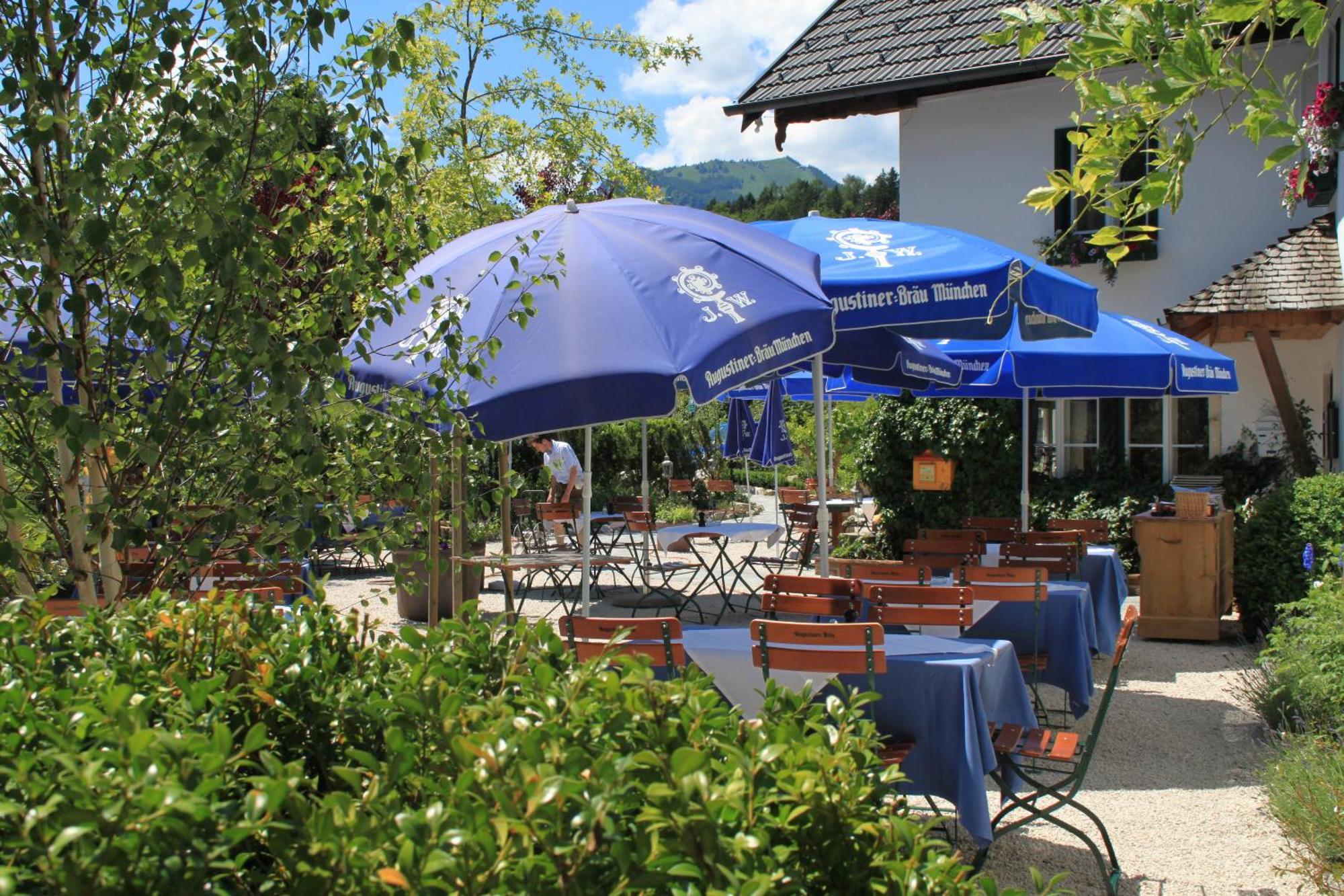 Landgasthof & Restaurant Batzenhaeusl Sankt Gilgen Ngoại thất bức ảnh